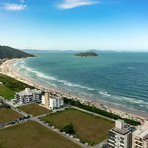 conforto-e-melhor-localizacao-ha-200m-da-praia-de-palmas.santa-catarina-brasil.com/